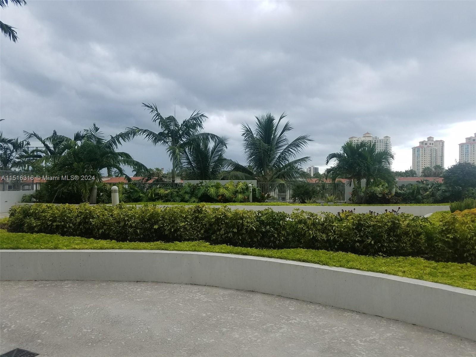 3029 NE 188th St 316, Aventura, Florida 33180, 1 Bedroom Bedrooms, ,2 BathroomsBathrooms,Residentiallease,For Rent,3029 NE 188th St 316,A11516316