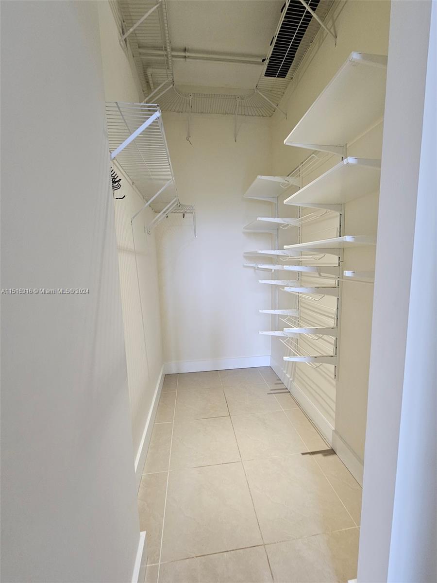 Primary walking closet.