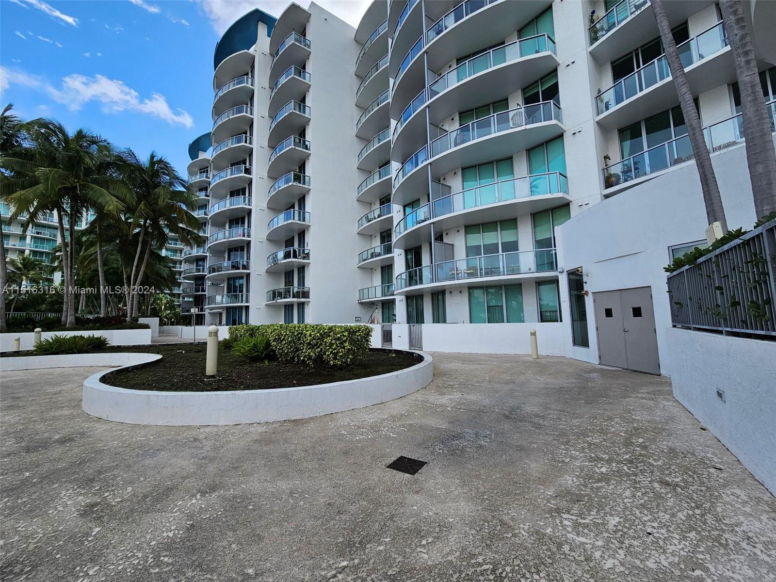 3029 NE 188th St 316, Aventura, Florida 33180, 1 Bedroom Bedrooms, ,2 BathroomsBathrooms,Residentiallease,For Rent,3029 NE 188th St 316,A11516316