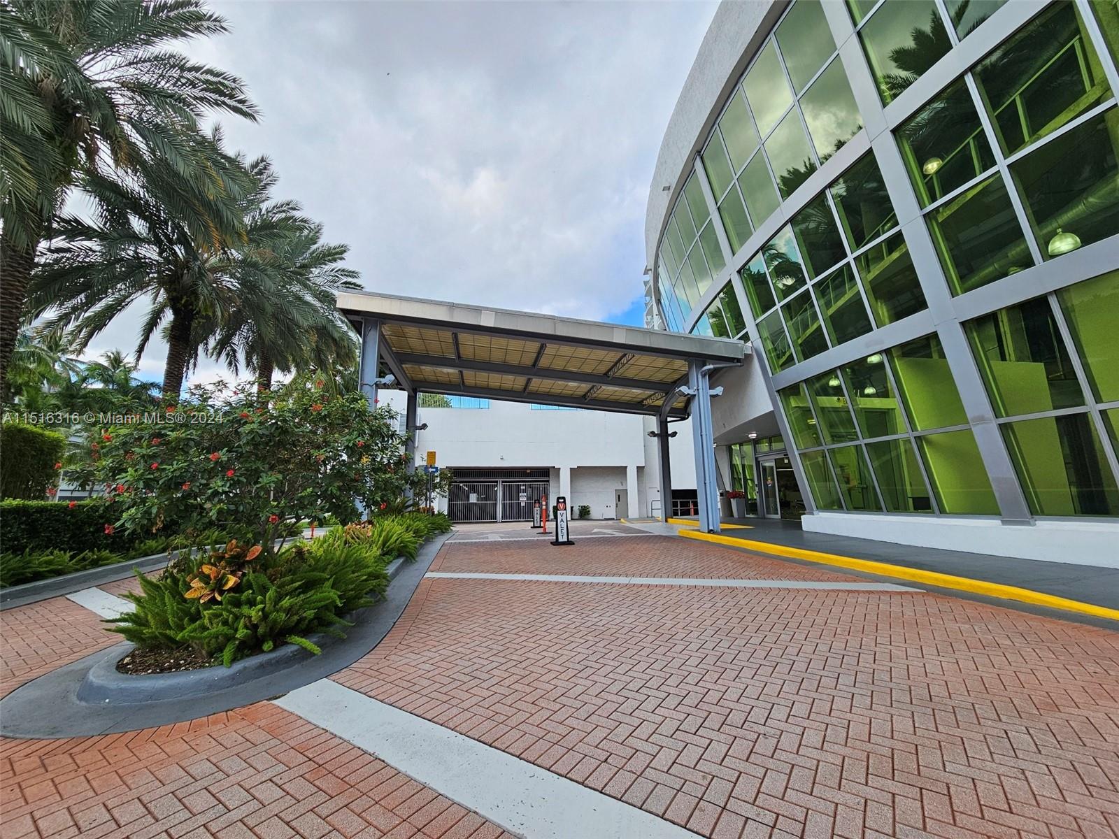 3029 NE 188th St 316, Aventura, Florida 33180, 1 Bedroom Bedrooms, ,2 BathroomsBathrooms,Residentiallease,For Rent,3029 NE 188th St 316,A11516316