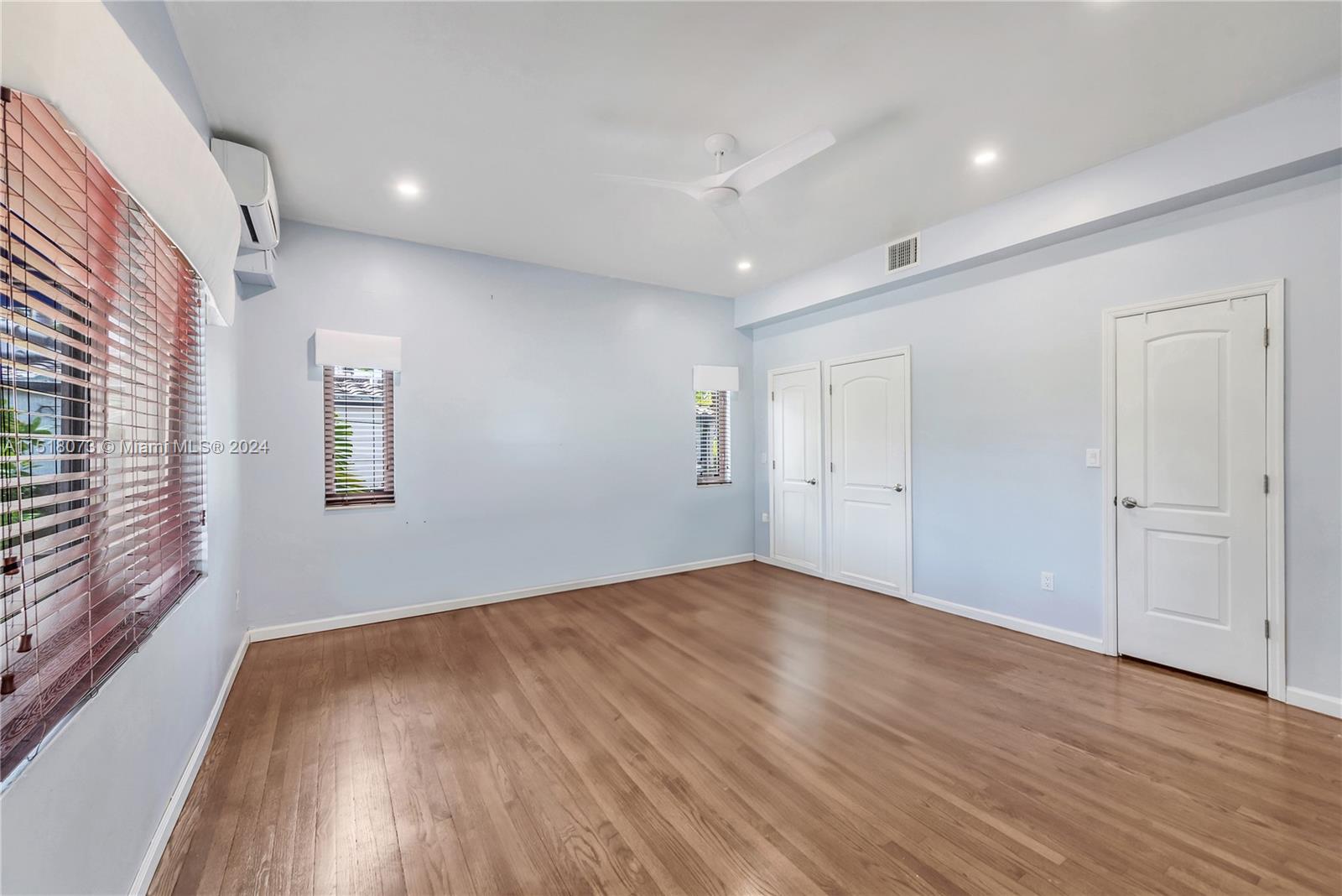 4585 Alton Rd, Miami Beach, Florida 33140, 5 Bedrooms Bedrooms, ,5 BathroomsBathrooms,Residential,For Sale,4585 Alton Rd,A11518073