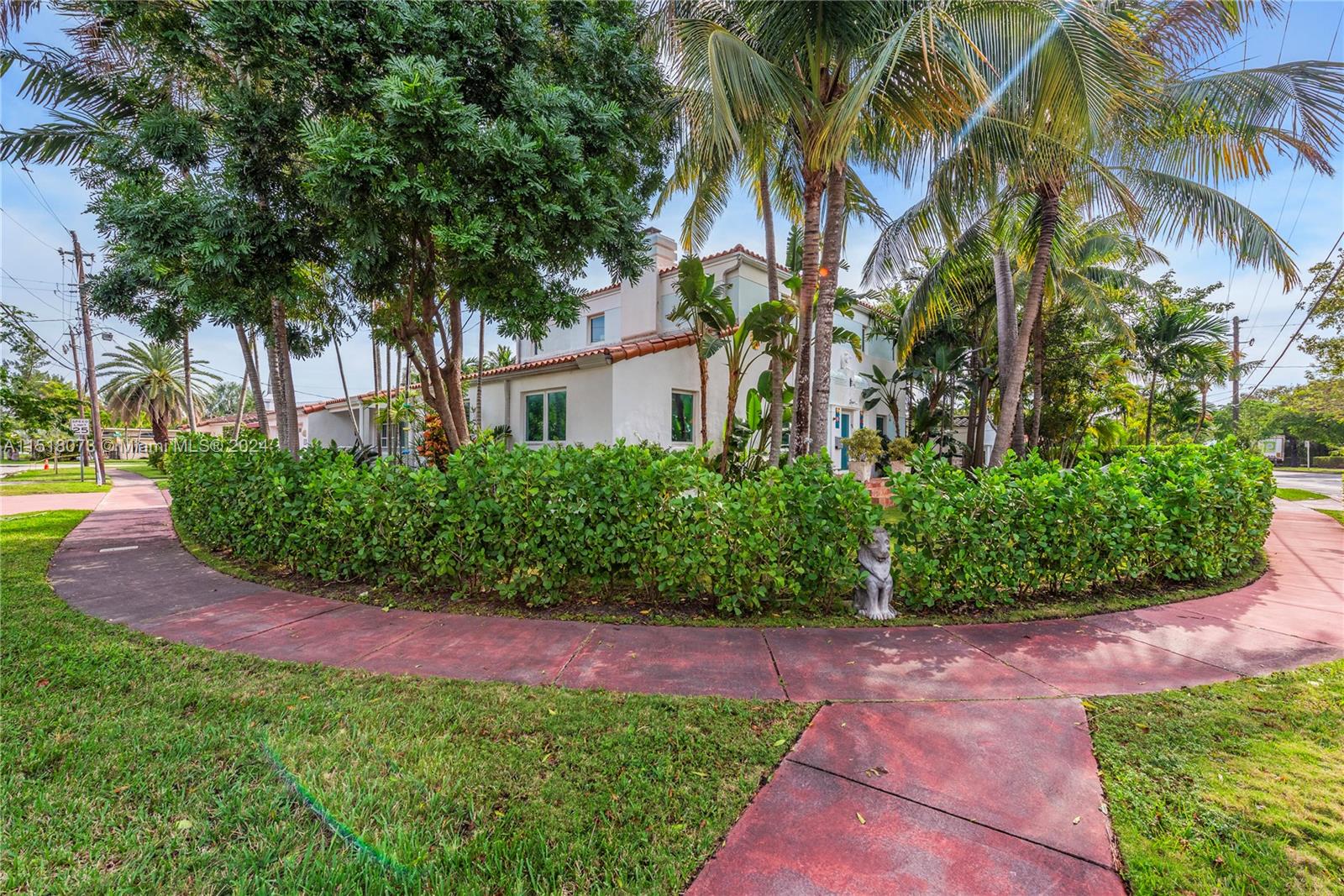 4585 Alton Rd, Miami Beach, Florida 33140, 5 Bedrooms Bedrooms, ,5 BathroomsBathrooms,Residential,For Sale,4585 Alton Rd,A11518073