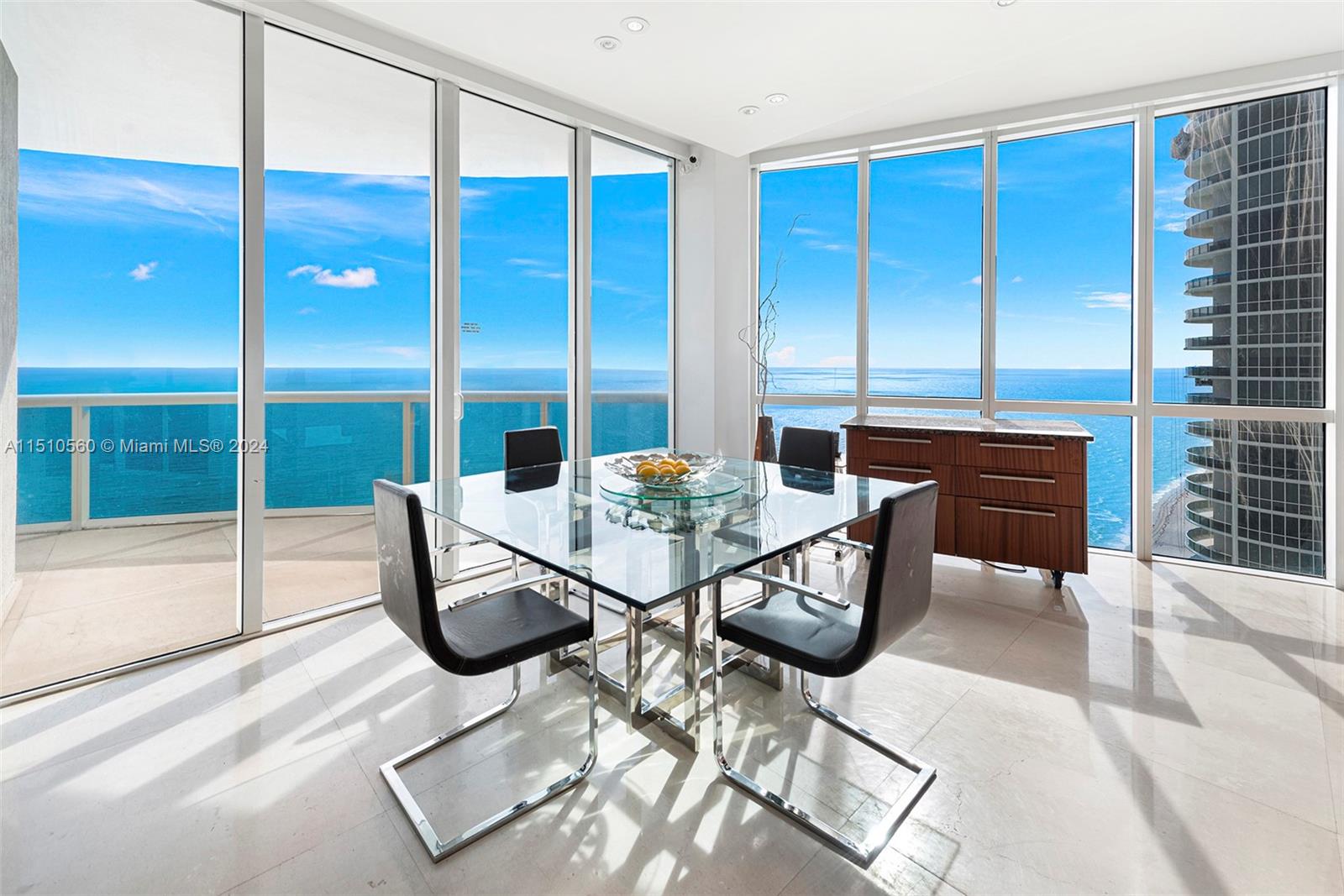 15901 Collins Ave 2801, Sunny Isles Beach, Florida 33160, 3 Bedrooms Bedrooms, ,3 BathroomsBathrooms,Residential,For Sale,15901 Collins Ave 2801,A11510560