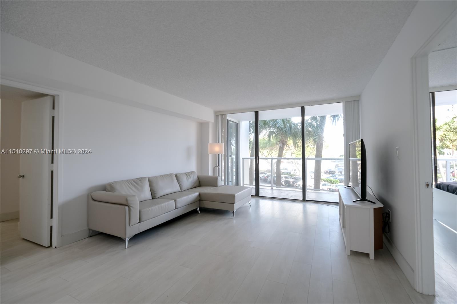 3731 Country Club Dr, Aventura, FL, 33180 United States, 2 Bedrooms Bedrooms, ,2 BathroomsBathrooms,Residential,For Sale,Country Club Dr,A11518297