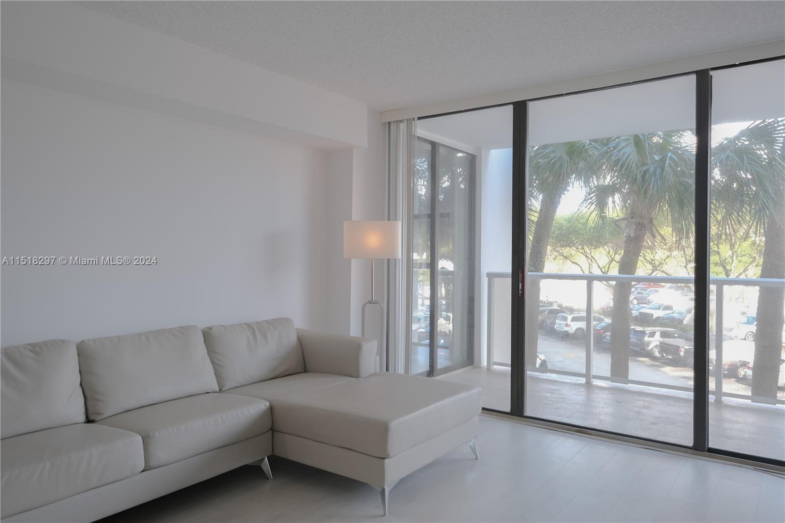 3731 Country Club Dr, Aventura, FL, 33180 United States, 2 Bedrooms Bedrooms, ,2 BathroomsBathrooms,Residential,For Sale,Country Club Dr,A11518297