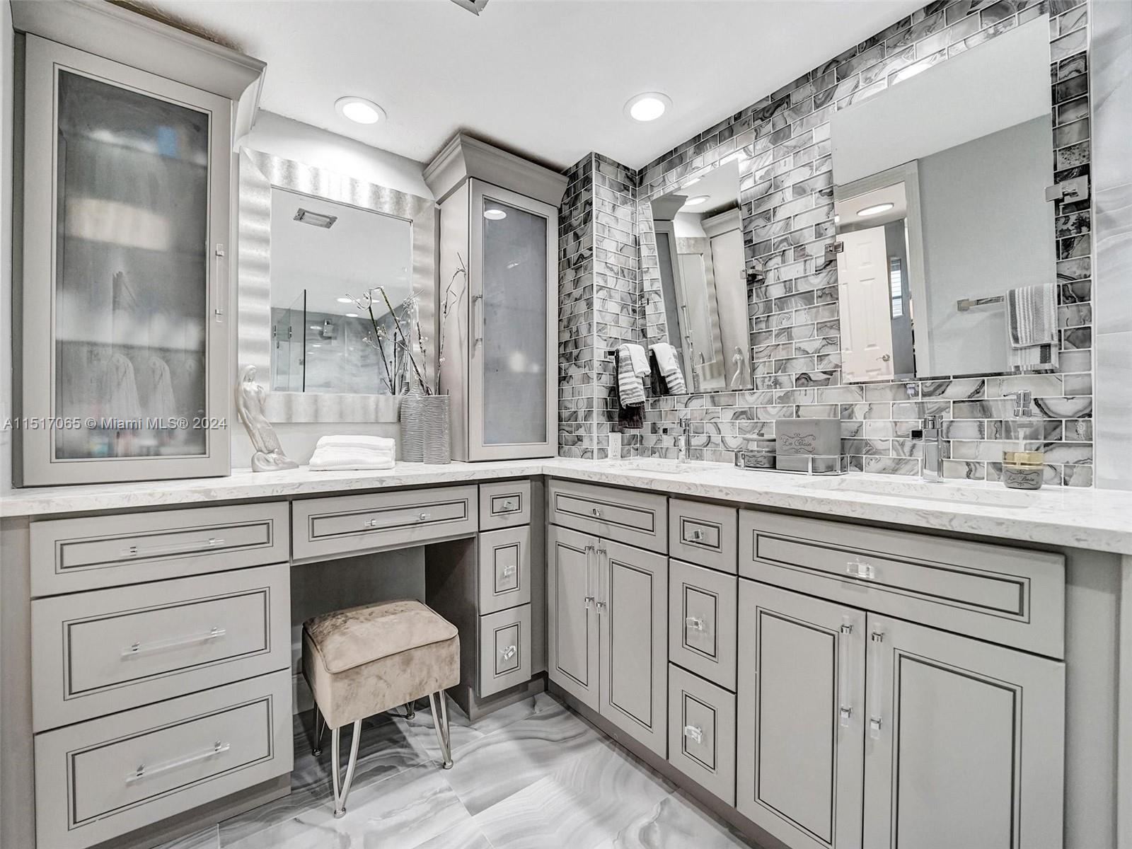 1905 Ocean Blvd, Fort Lauderdale, FL, 33305 United States, 2 Bedrooms Bedrooms, ,2 BathroomsBathrooms,Residential,For Sale,Ocean Blvd,A11517065