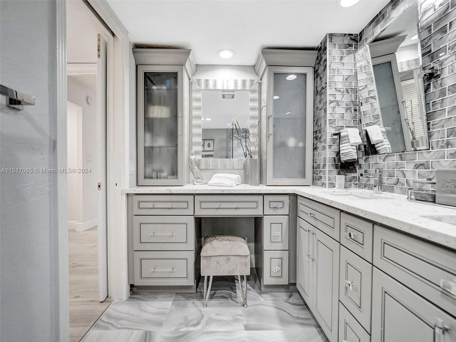 1905 Ocean Blvd, Fort Lauderdale, FL, 33305 United States, 2 Bedrooms Bedrooms, ,2 BathroomsBathrooms,Residential,For Sale,Ocean Blvd,A11517065