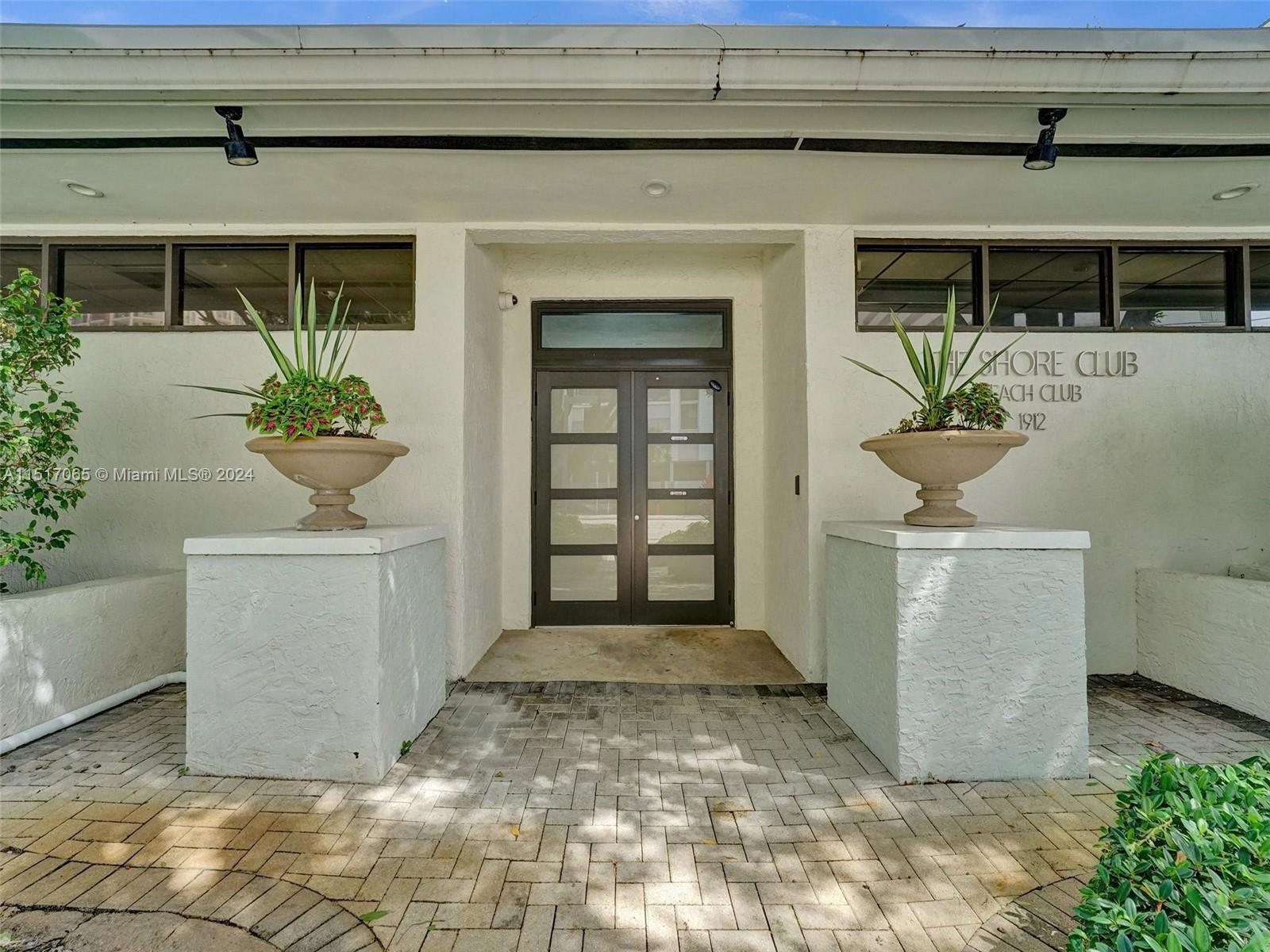 1905 Ocean Blvd, Fort Lauderdale, FL, 33305 United States, 2 Bedrooms Bedrooms, ,2 BathroomsBathrooms,Residential,For Sale,Ocean Blvd,A11517065