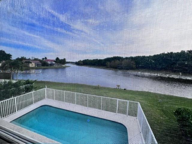 844 Savannah Falls Dr, Weston, FL, 33327 United States, 4 Bedrooms Bedrooms, ,3 BathroomsBathrooms,Residential,For Sale,Savannah Falls Dr,A11502110