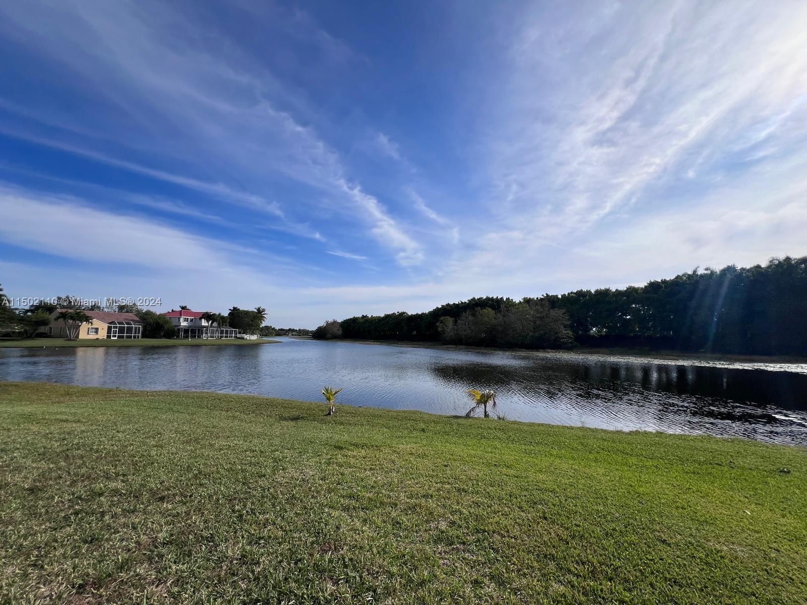844 Savannah Falls Dr, Weston, Florida 33327, 4 Bedrooms Bedrooms, ,3 BathroomsBathrooms,Residential,For Sale,844 Savannah Falls Dr,A11502110