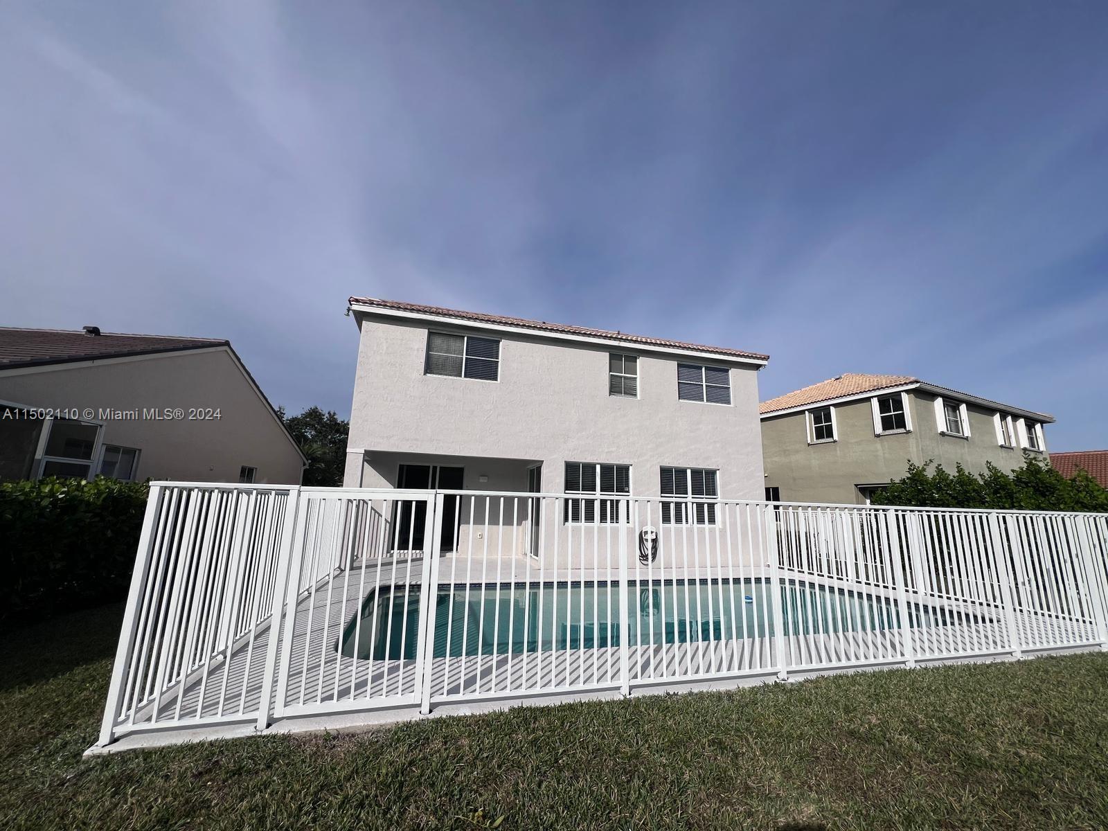 844 Savannah Falls Dr, Weston, FL, 33327 United States, 4 Bedrooms Bedrooms, ,3 BathroomsBathrooms,Residential,For Sale,Savannah Falls Dr,A11502110