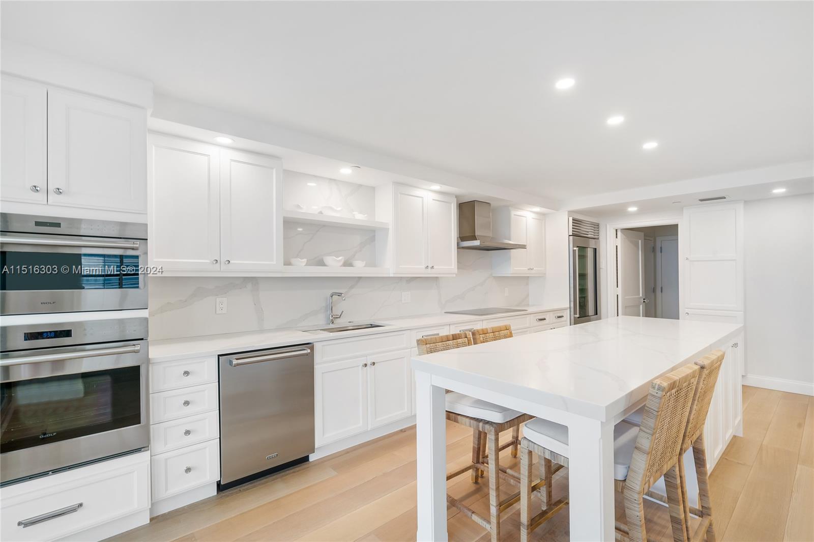 19750 Beach Rd, Jupiter, FL, 33469 United States, 3 Bedrooms Bedrooms, ,3 BathroomsBathrooms,Residential,For Sale,Beach Rd,A11516303