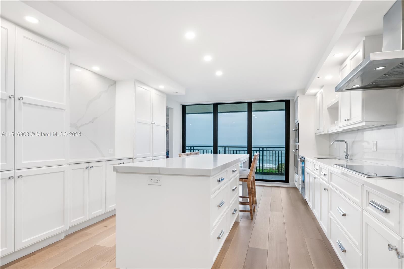 19750 Beach Rd, Jupiter, FL, 33469 United States, 3 Bedrooms Bedrooms, ,3 BathroomsBathrooms,Residential,For Sale,Beach Rd,A11516303