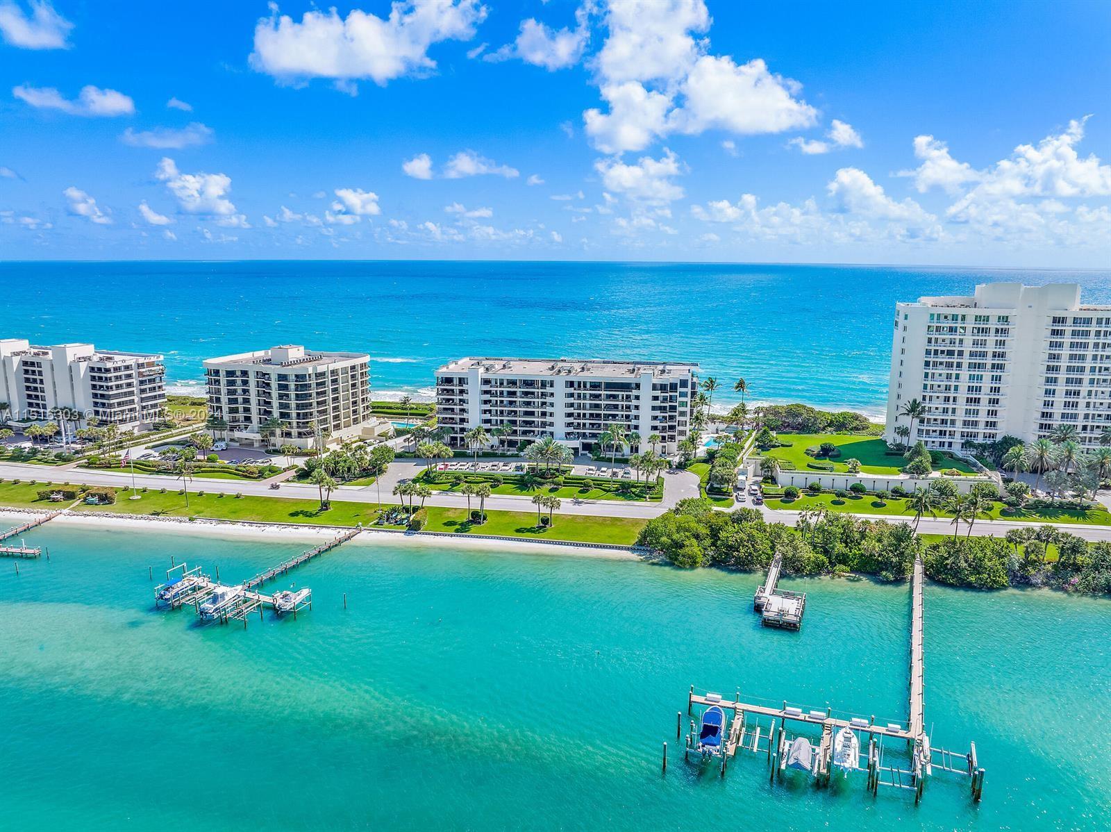 19750 Beach Rd, Jupiter, FL, 33469 United States, 3 Bedrooms Bedrooms, ,3 BathroomsBathrooms,Residential,For Sale,Beach Rd,A11516303