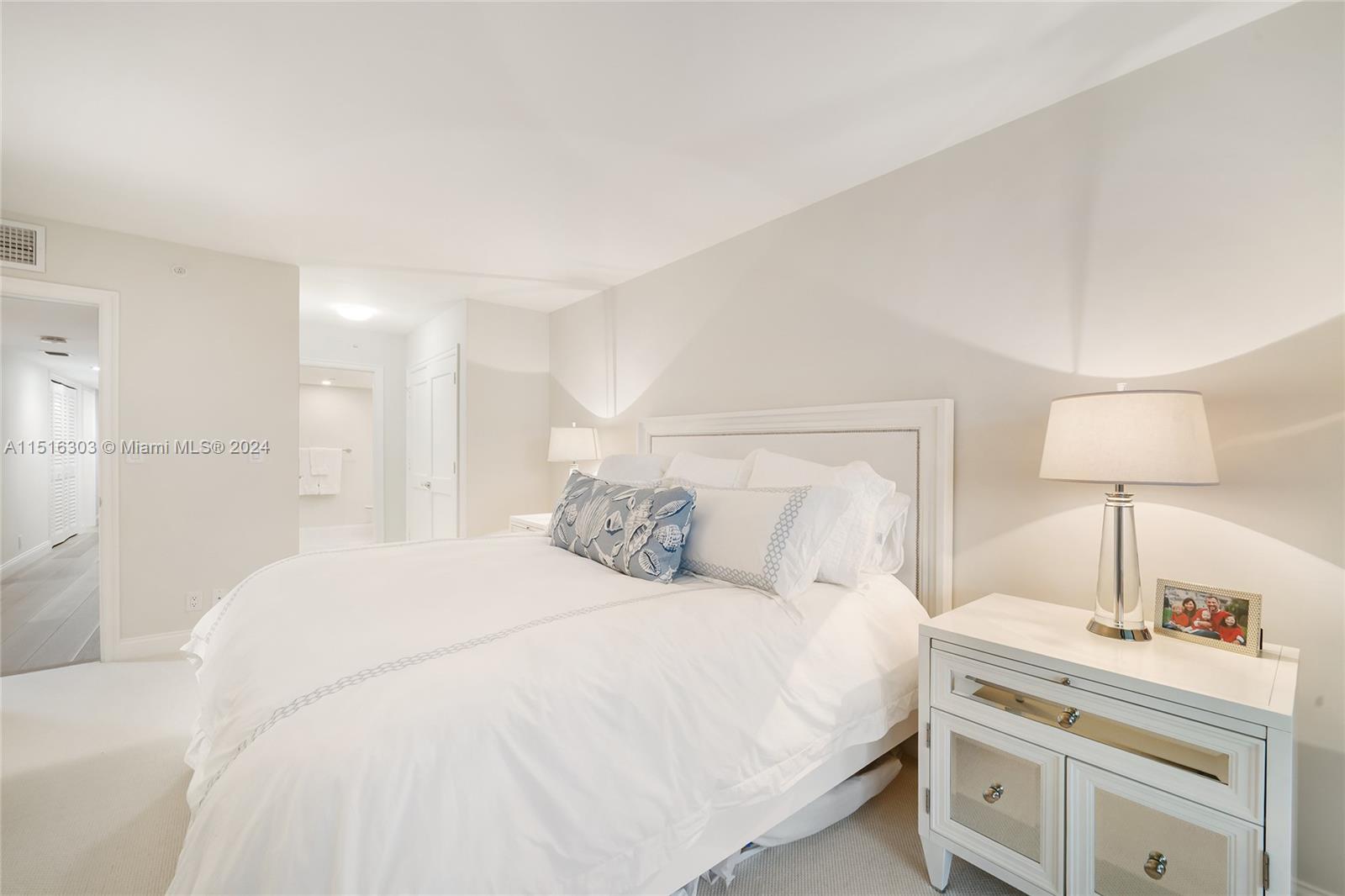 19750 Beach Rd, Jupiter, FL, 33469 United States, 3 Bedrooms Bedrooms, ,3 BathroomsBathrooms,Residential,For Sale,Beach Rd,A11516303