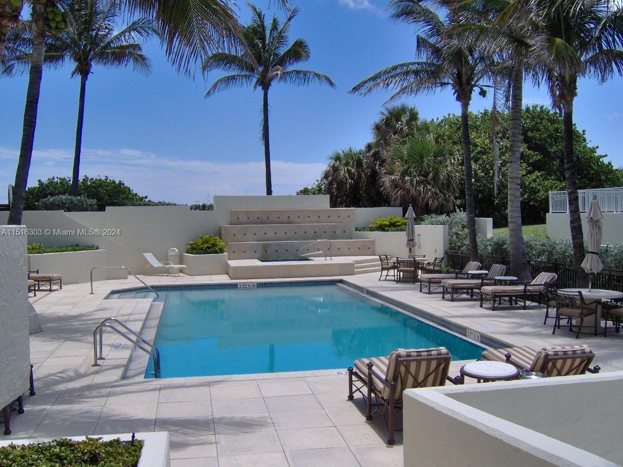 19750 Beach Rd, Jupiter, FL, 33469 United States, 3 Bedrooms Bedrooms, ,3 BathroomsBathrooms,Residential,For Sale,Beach Rd,A11516303