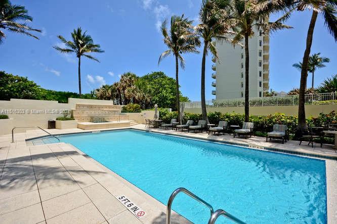 19750 Beach Rd, Jupiter, FL, 33469 United States, 3 Bedrooms Bedrooms, ,3 BathroomsBathrooms,Residential,For Sale,Beach Rd,A11516303