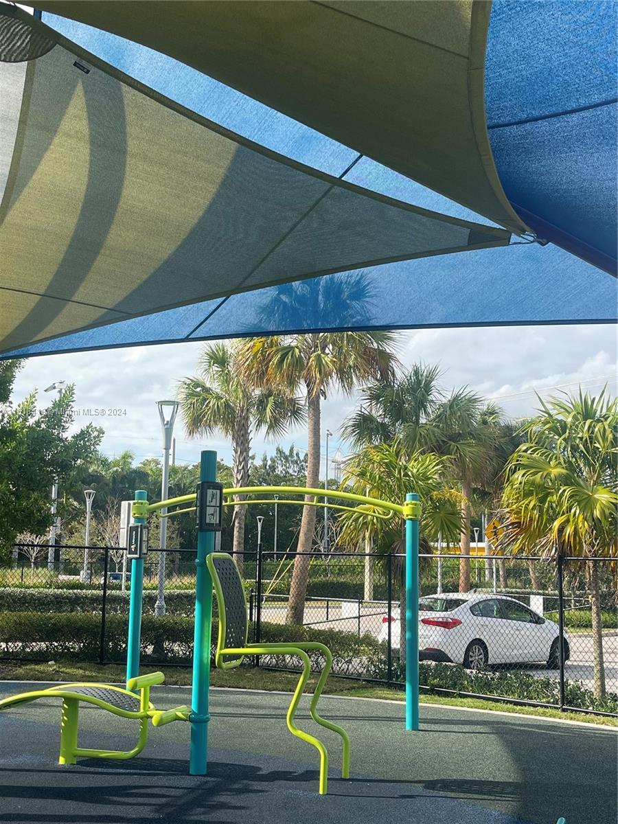 501 Blue Heron Dr 114-A, Hallandale Beach, Florida 33009, 2 Bedrooms Bedrooms, ,2 BathroomsBathrooms,Residentiallease,For Rent,501 Blue Heron Dr 114-A,A11518418