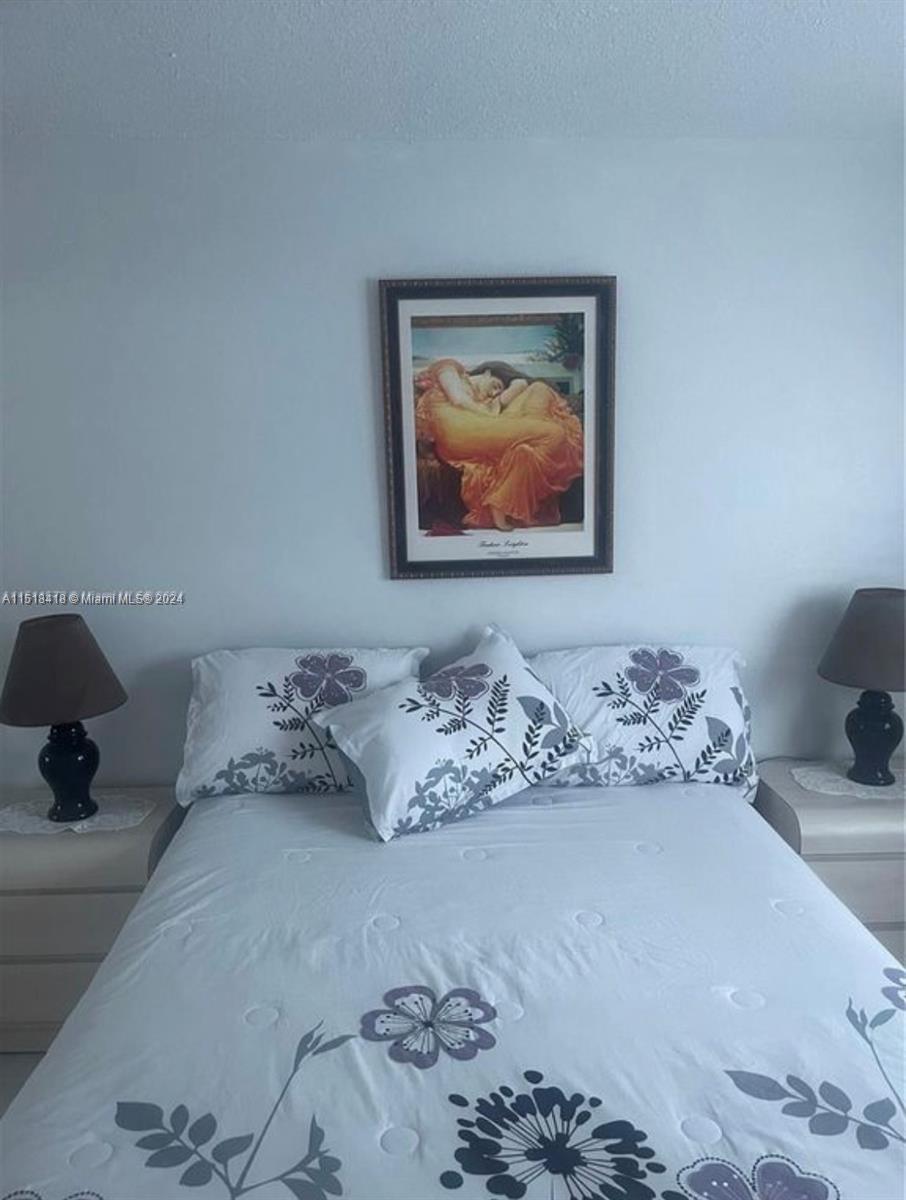 501 Blue Heron Dr 114-A, Hallandale Beach, Florida 33009, 2 Bedrooms Bedrooms, ,2 BathroomsBathrooms,Residentiallease,For Rent,501 Blue Heron Dr 114-A,A11518418