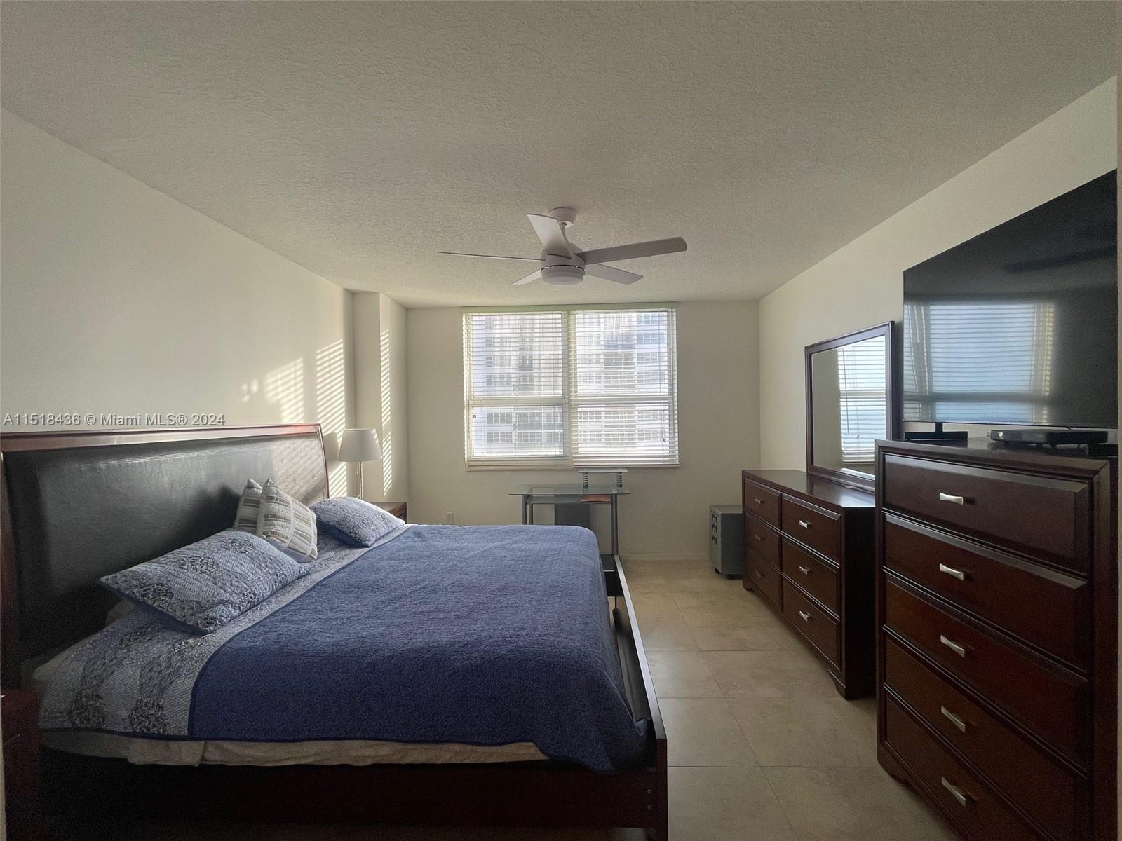 2080 S Ocean Dr 1405, Hallandale Beach, Florida 33009, 2 Bedrooms Bedrooms, ,2 BathroomsBathrooms,Residentiallease,For Rent,2080 S Ocean Dr 1405,A11518436