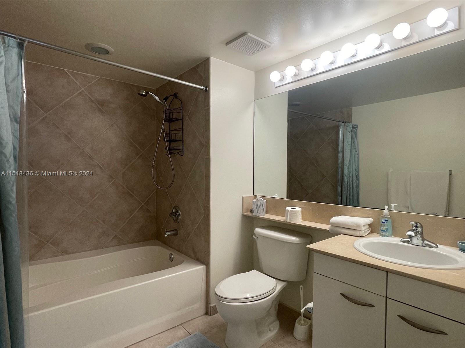 2080 S Ocean Dr 1405, Hallandale Beach, Florida 33009, 2 Bedrooms Bedrooms, ,2 BathroomsBathrooms,Residentiallease,For Rent,2080 S Ocean Dr 1405,A11518436