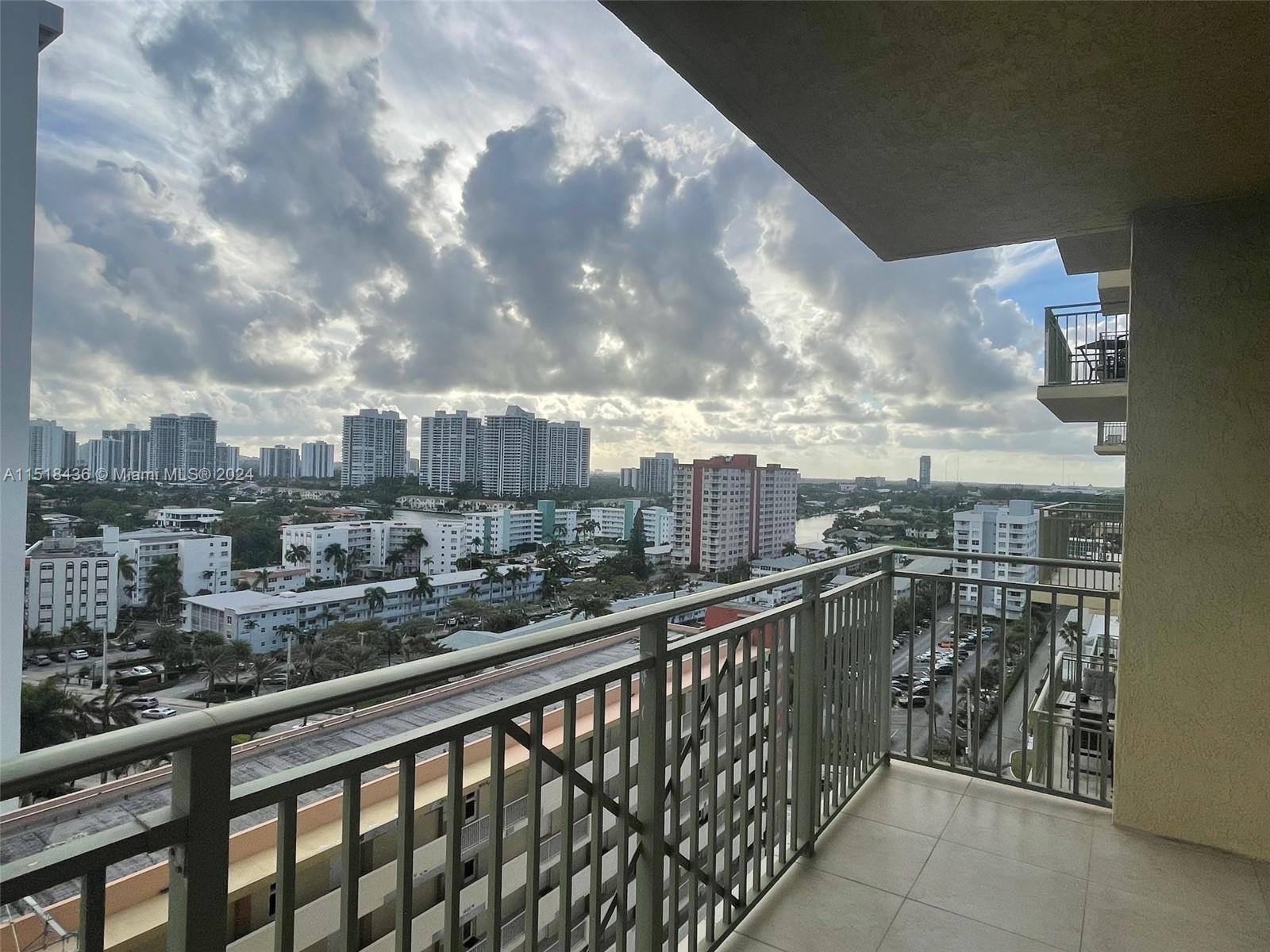2080 S Ocean Dr 1405, Hallandale Beach, Florida 33009, 2 Bedrooms Bedrooms, ,2 BathroomsBathrooms,Residentiallease,For Rent,2080 S Ocean Dr 1405,A11518436