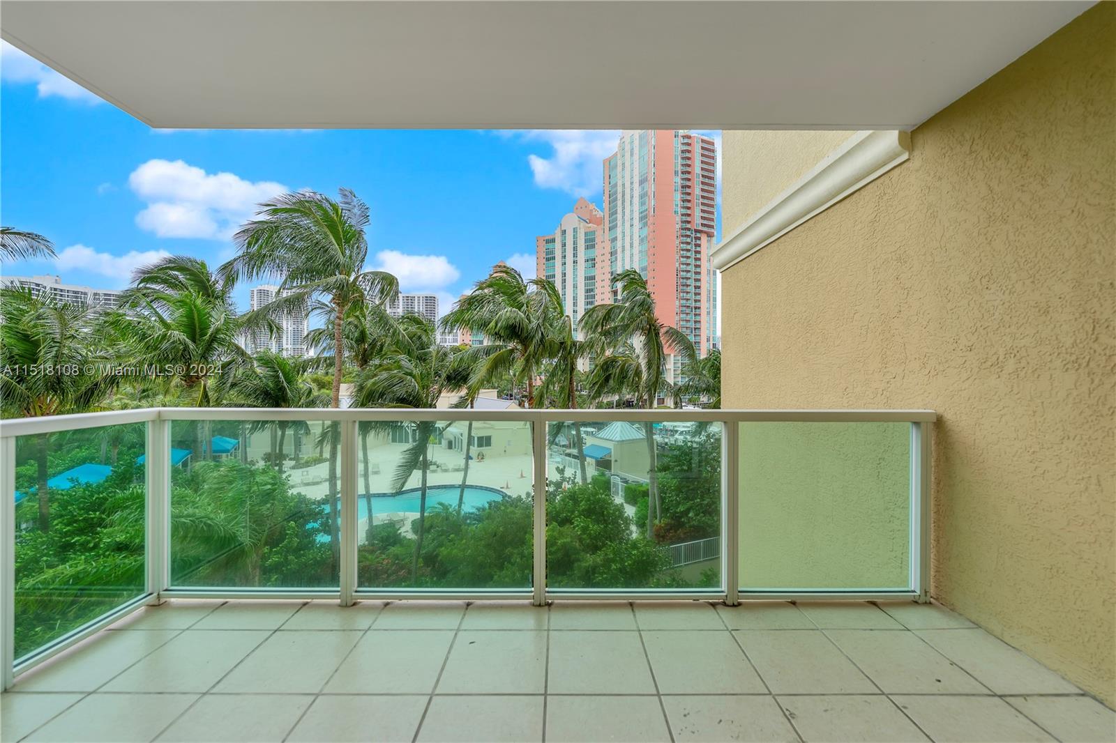 3340 190th St, Aventura, FL, 33180 United States, 3 Bedrooms Bedrooms, ,3 BathroomsBathrooms,Residential,For Sale,190th St,A11518108