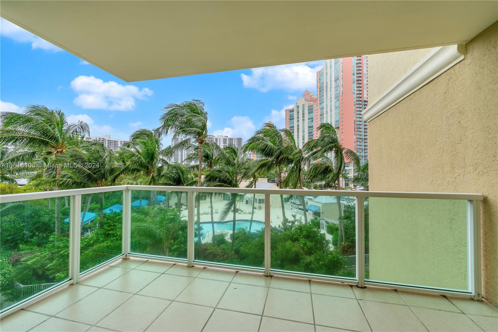 3340 190th St, Aventura, FL, 33180 United States, 3 Bedrooms Bedrooms, ,3 BathroomsBathrooms,Residential,For Sale,190th St,A11518108
