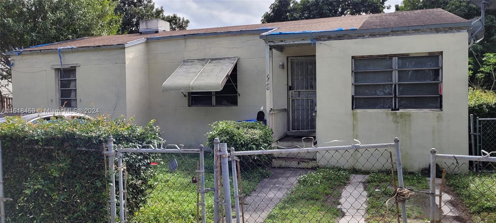 1380 NW 39th St, Miami, Florida 33142, 3 Bedrooms Bedrooms, 2 Rooms Rooms,2 BathroomsBathrooms,Residential,For Sale,1380 NW 39th St,A11518459