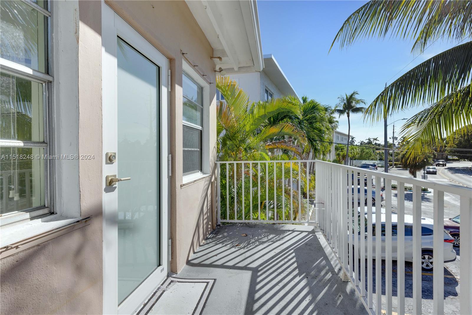 7909 East Dr 204, North Bay Village, Florida 33141, 1 Bedroom Bedrooms, ,1 BathroomBathrooms,Residential,For Sale,7909 East Dr 204,A11518248