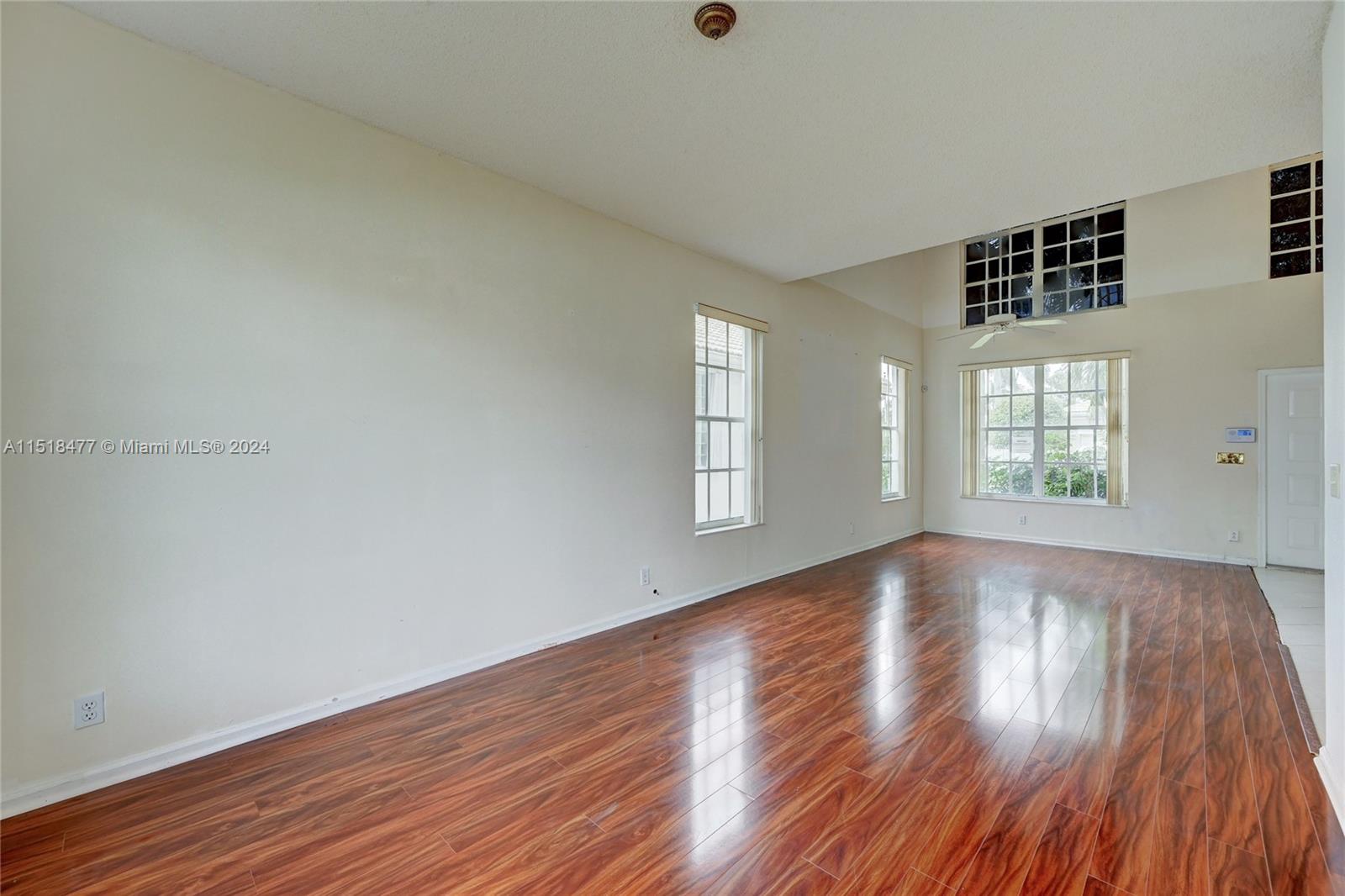 3342 NW 70th Ave, Margate, Florida 33063, 3 Bedrooms Bedrooms, ,2 BathroomsBathrooms,Residential,For Sale,3342 NW 70th Ave,A11518477