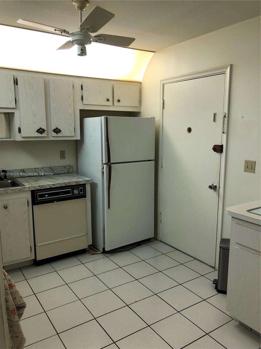 4751 NW 21st St 402, Lauderhill, Florida 33313, 1 Bedroom Bedrooms, ,1 BathroomBathrooms,Residential,For Sale,4751 NW 21st St 402,A11518506