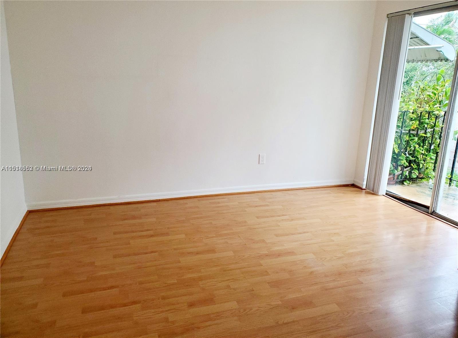 345 Michigan Ave 6, Miami Beach, Florida 33139, 1 Bedroom Bedrooms, ,1 BathroomBathrooms,Residentiallease,For Rent,345 Michigan Ave 6,A11518552