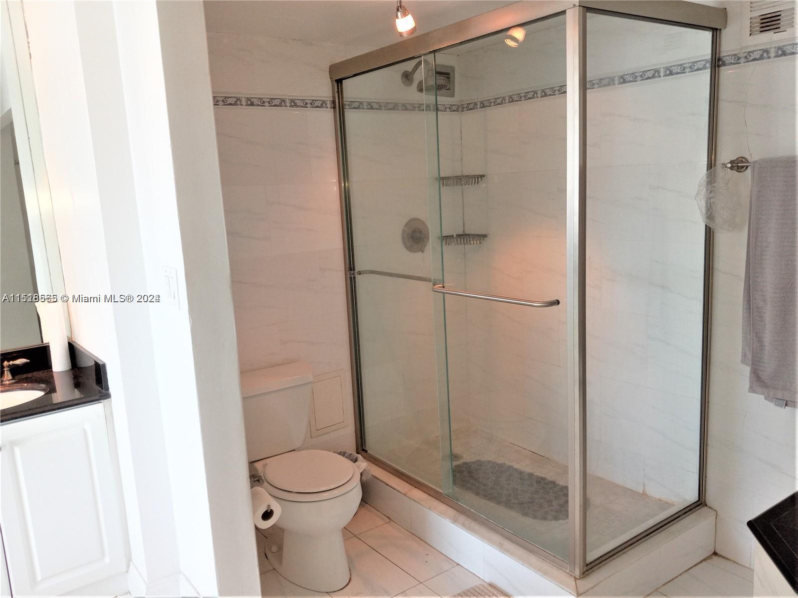 7135 Collins Ave 1515, Miami Beach, Florida 33141, 2 Bedrooms Bedrooms, ,2 BathroomsBathrooms,Residential,For Sale,7135 Collins Ave 1515,A11518565