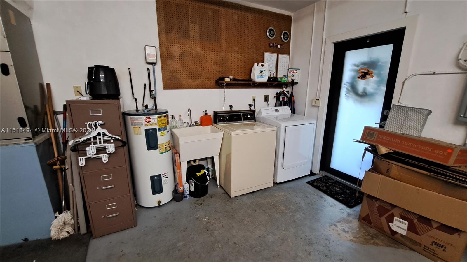 23700 SW 207th Ave, Homestead, Florida 33031, 3 Bedrooms Bedrooms, ,2 BathroomsBathrooms,Residential,For Sale,23700 SW 207th Ave,A11518494