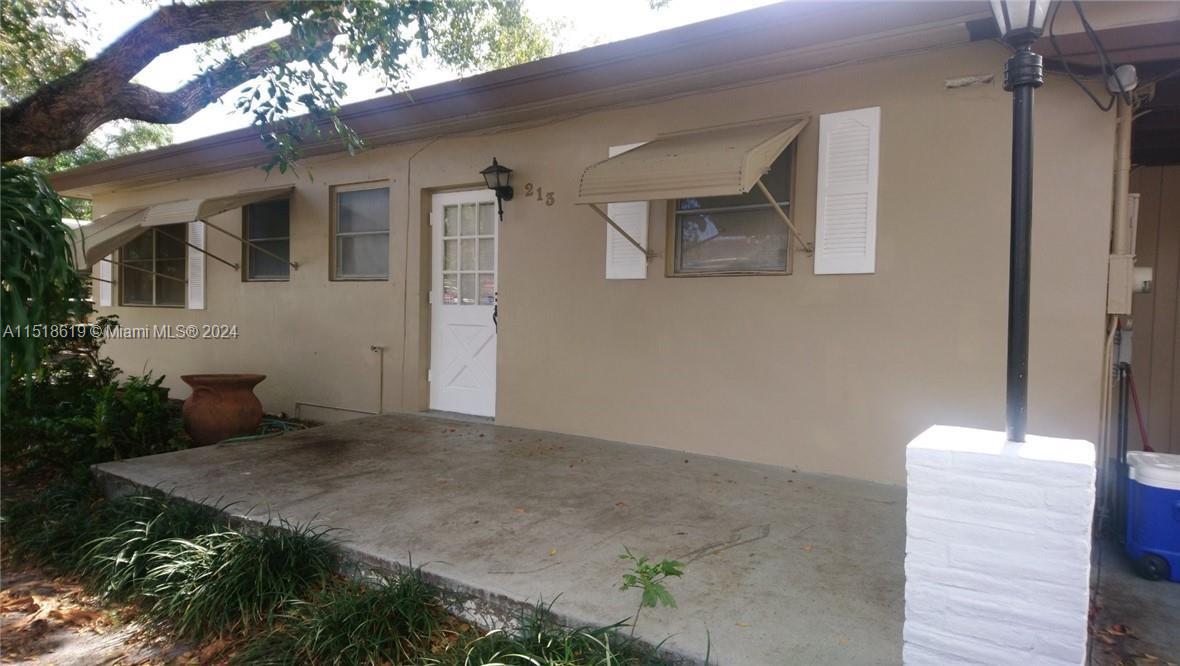 213 SW 5th St 0, Hallandale Beach, Florida 33009, 3 Bedrooms Bedrooms, ,2 BathroomsBathrooms,Residentiallease,For Rent,213 SW 5th St 0,A11518619