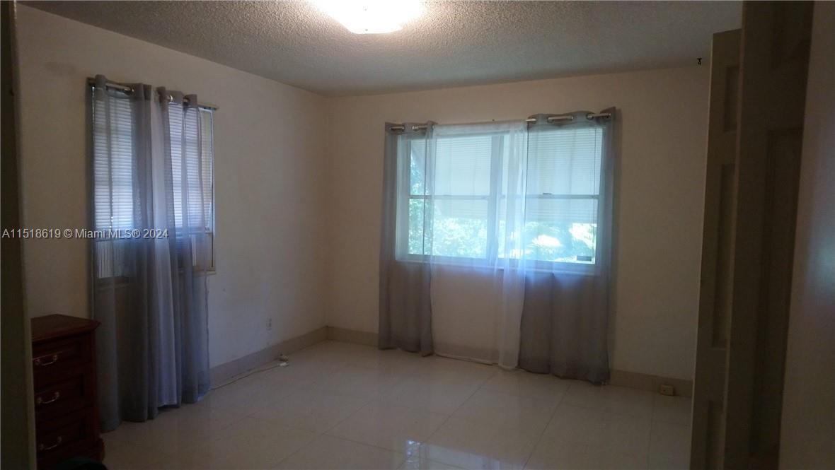 213 SW 5th St 0, Hallandale Beach, Florida 33009, 3 Bedrooms Bedrooms, ,2 BathroomsBathrooms,Residentiallease,For Rent,213 SW 5th St 0,A11518619