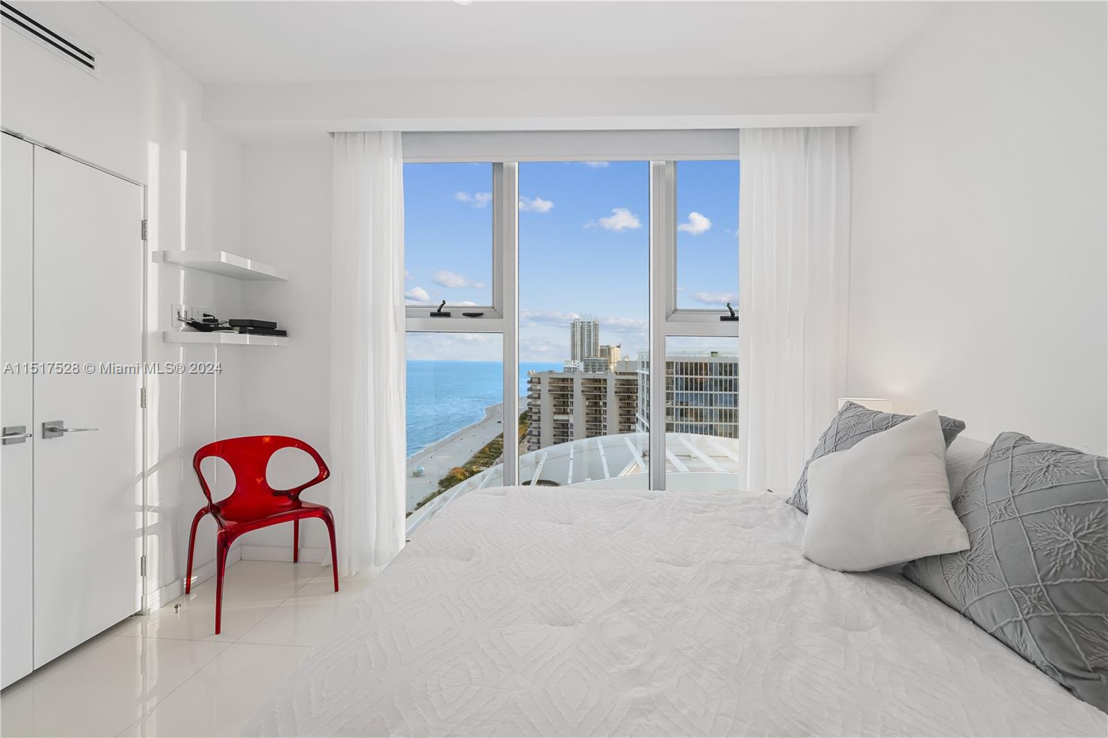 6899 Collins Ave, Miami Beach, FL, 33141 United States, 2 Bedrooms Bedrooms, ,2 BathroomsBathrooms,Residential,For Sale,Collins Ave,A11517528