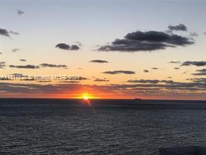 6899 Collins Ave, Miami Beach, FL, 33141 United States, 2 Bedrooms Bedrooms, ,2 BathroomsBathrooms,Residential,For Sale,Collins Ave,A11517528