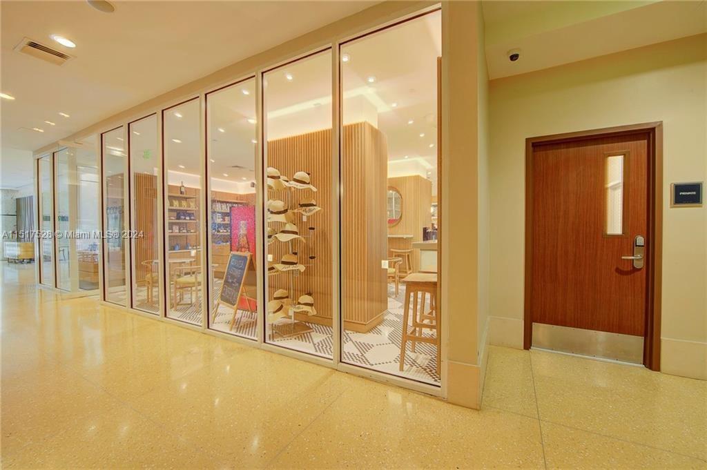 6899 Collins Ave, Miami Beach, FL, 33141 United States, 2 Bedrooms Bedrooms, ,2 BathroomsBathrooms,Residential,For Sale,Collins Ave,A11517528