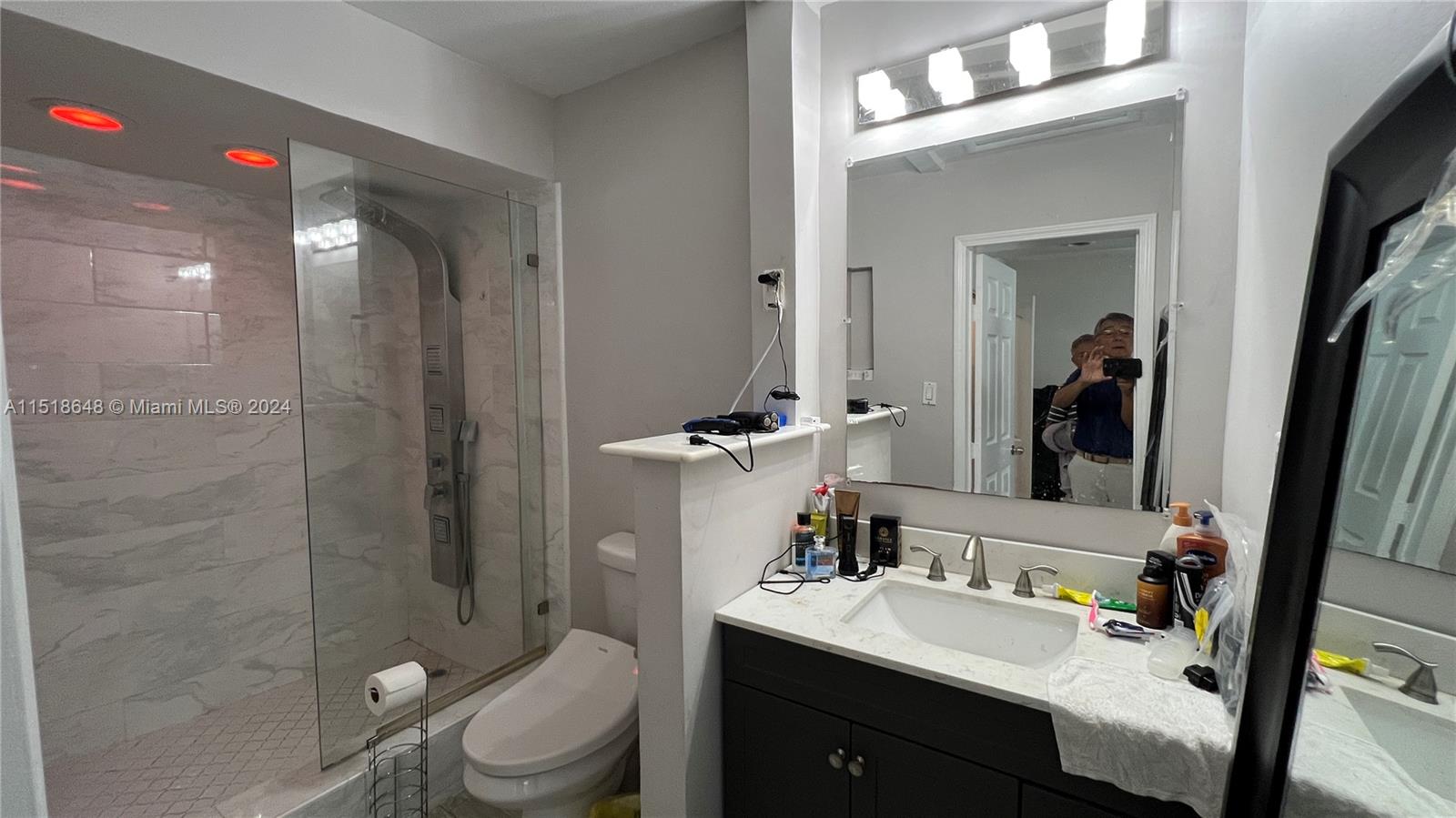 2206 13th St, Fort Lauderdale, FL, 33312 United States, 3 Bedrooms Bedrooms, ,2 BathroomsBathrooms,Residential,For Sale,13th St,A11518648