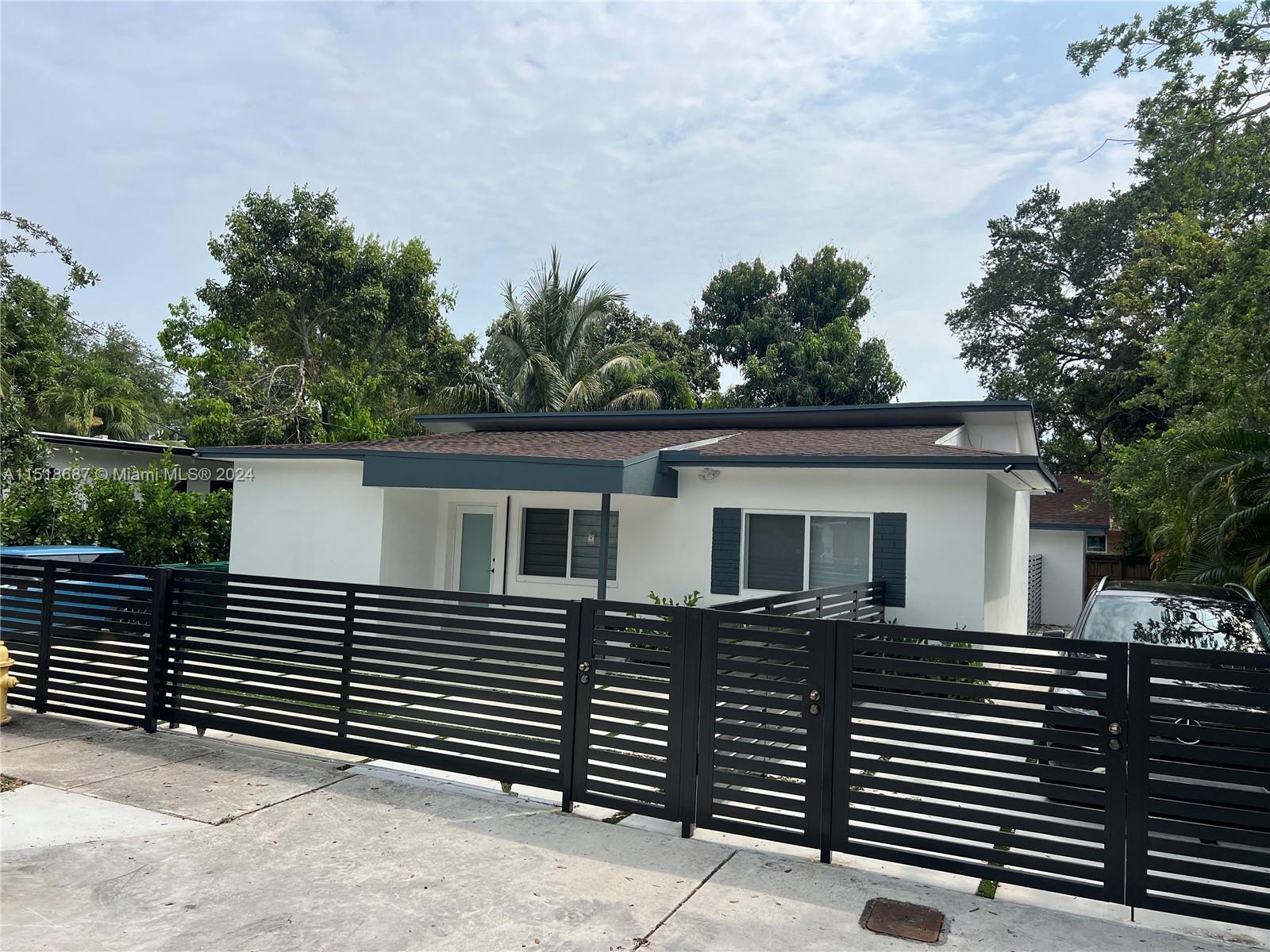 5511 NW 1st Ave 5511, Miami, Florida 33127, 3 Bedrooms Bedrooms, ,2 BathroomsBathrooms,Residentiallease,For Rent,5511 NW 1st Ave 5511,A11518687