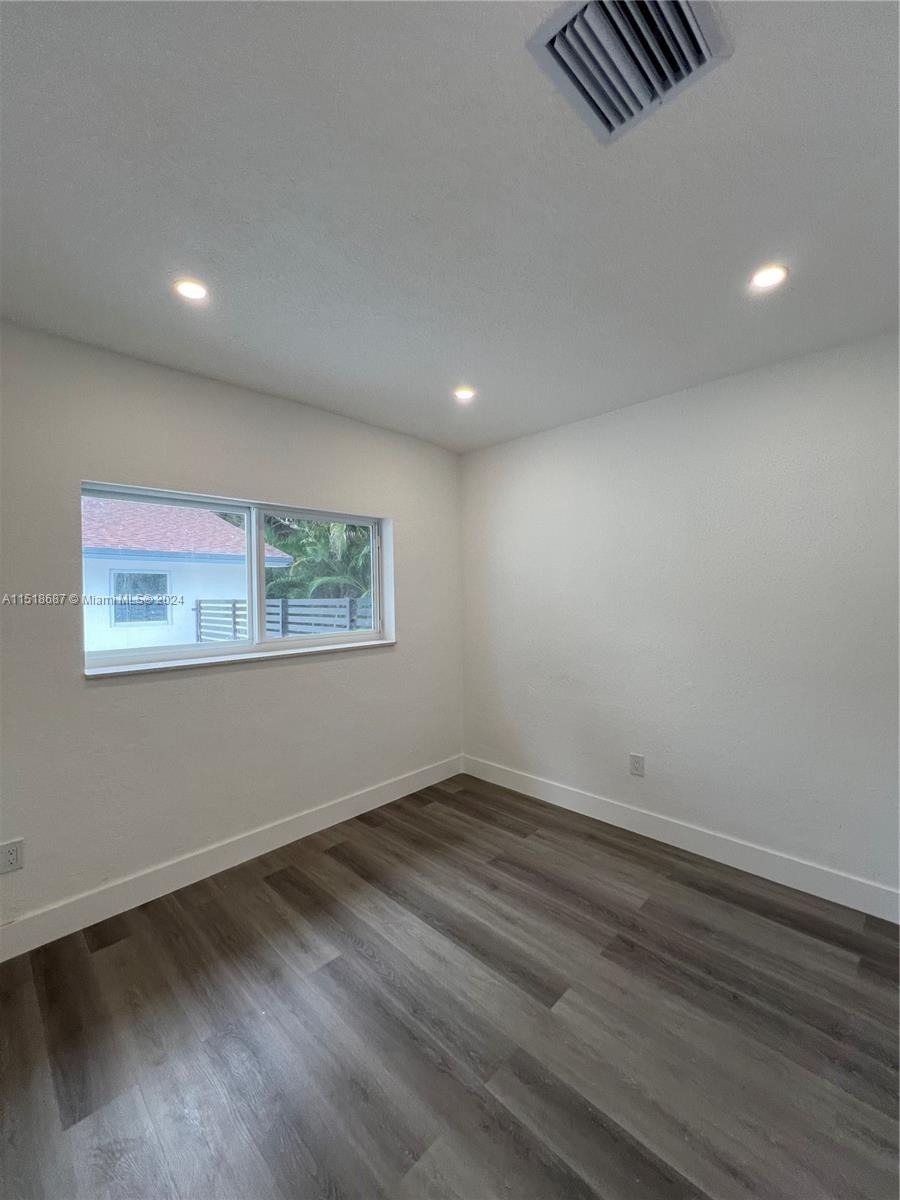 5511 NW 1st Ave 5511, Miami, Florida 33127, 3 Bedrooms Bedrooms, ,2 BathroomsBathrooms,Residentiallease,For Rent,5511 NW 1st Ave 5511,A11518687