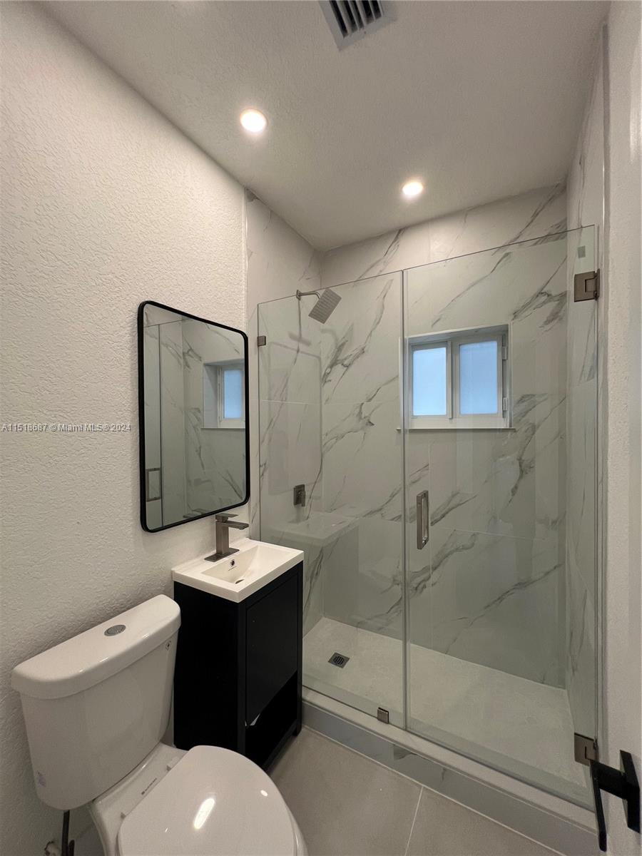5511 NW 1st Ave 5511, Miami, Florida 33127, 3 Bedrooms Bedrooms, ,2 BathroomsBathrooms,Residentiallease,For Rent,5511 NW 1st Ave 5511,A11518687