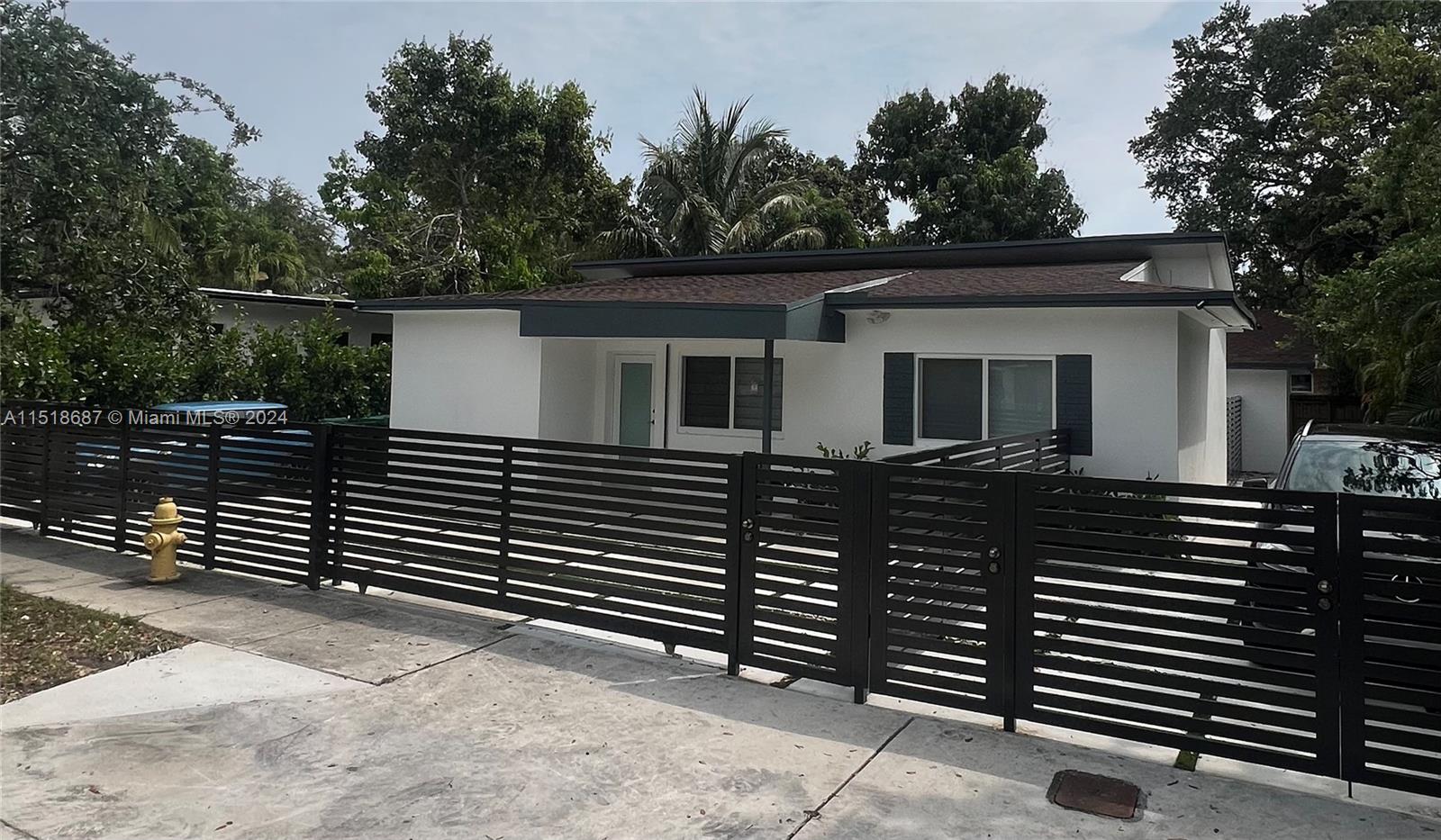 5511 NW 1st Ave 5511, Miami, Florida 33127, 3 Bedrooms Bedrooms, ,2 BathroomsBathrooms,Residentiallease,For Rent,5511 NW 1st Ave 5511,A11518687
