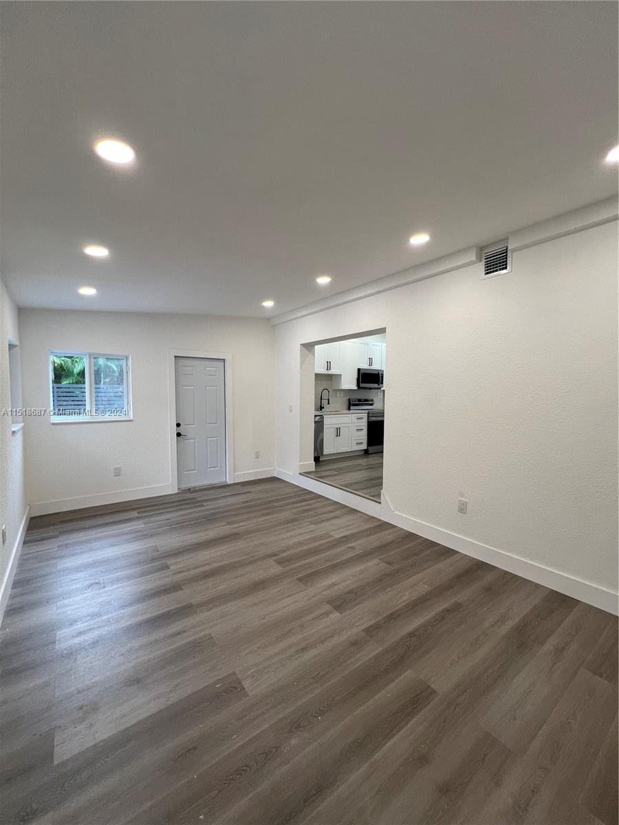 5511 NW 1st Ave 5511, Miami, Florida 33127, 3 Bedrooms Bedrooms, ,2 BathroomsBathrooms,Residentiallease,For Rent,5511 NW 1st Ave 5511,A11518687