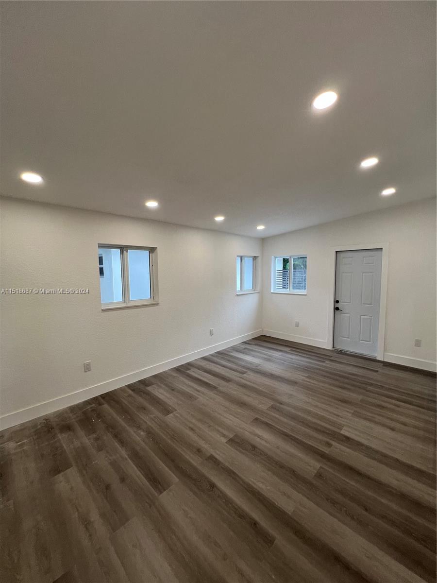 5511 NW 1st Ave 5511, Miami, Florida 33127, 3 Bedrooms Bedrooms, ,2 BathroomsBathrooms,Residentiallease,For Rent,5511 NW 1st Ave 5511,A11518687