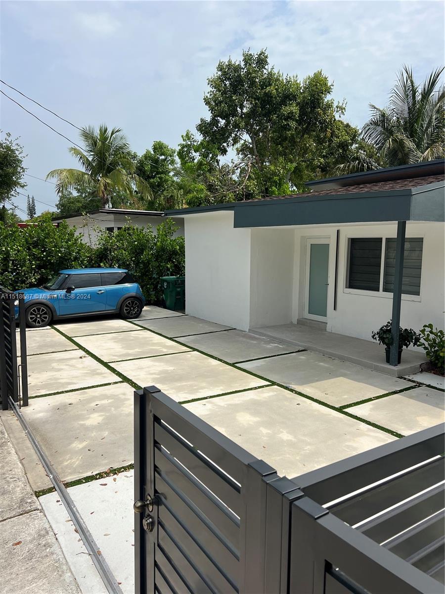 5511 NW 1st Ave 5511, Miami, Florida 33127, 3 Bedrooms Bedrooms, ,2 BathroomsBathrooms,Residentiallease,For Rent,5511 NW 1st Ave 5511,A11518687