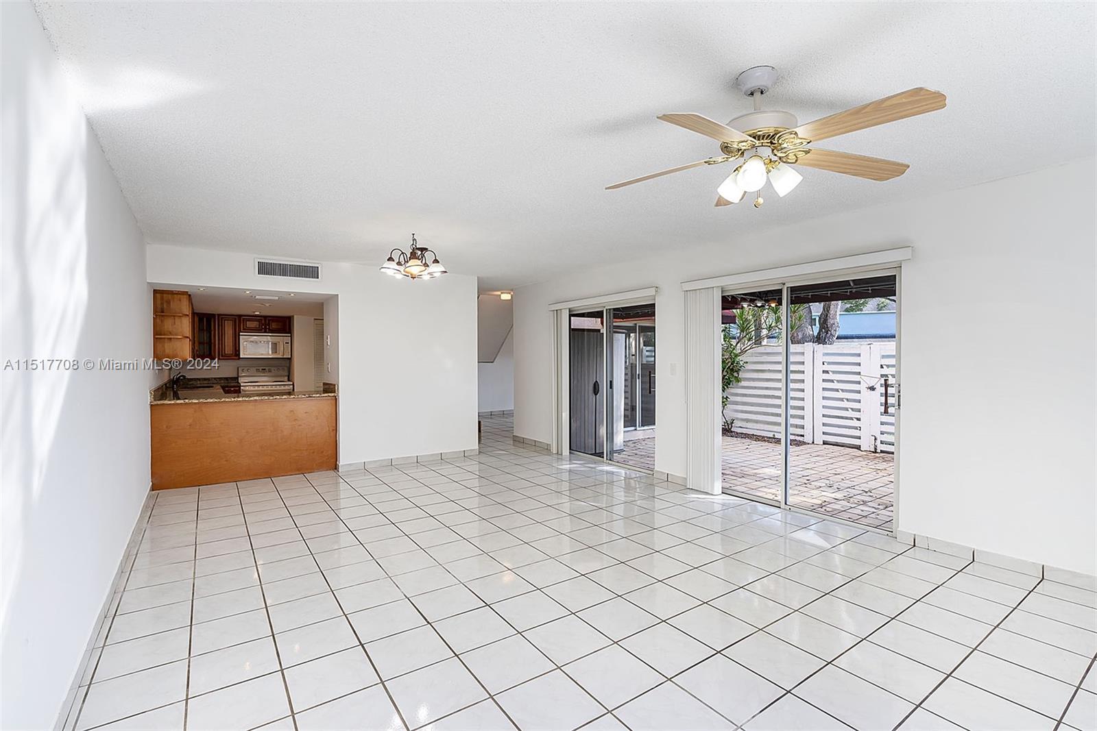 Living Room / Dining Room