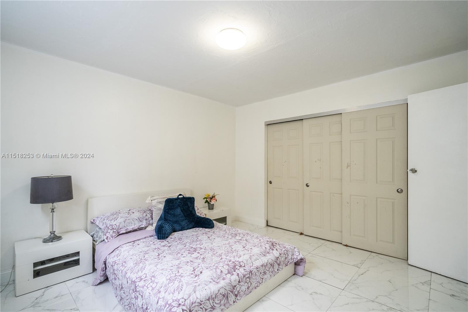 915 Jefferson Ave 2C, Miami Beach, Florida 33139, 1 Bedroom Bedrooms, ,1 BathroomBathrooms,Residentiallease,For Rent,915 Jefferson Ave 2C,A11518253